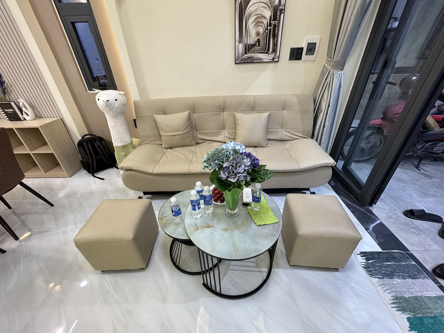Tuyệt phẩm nhà phố 2 lầu (3,9m nở hậu 5,5m x 11m) full nội thất cao cấp khu VIP Thích Quảng Đức